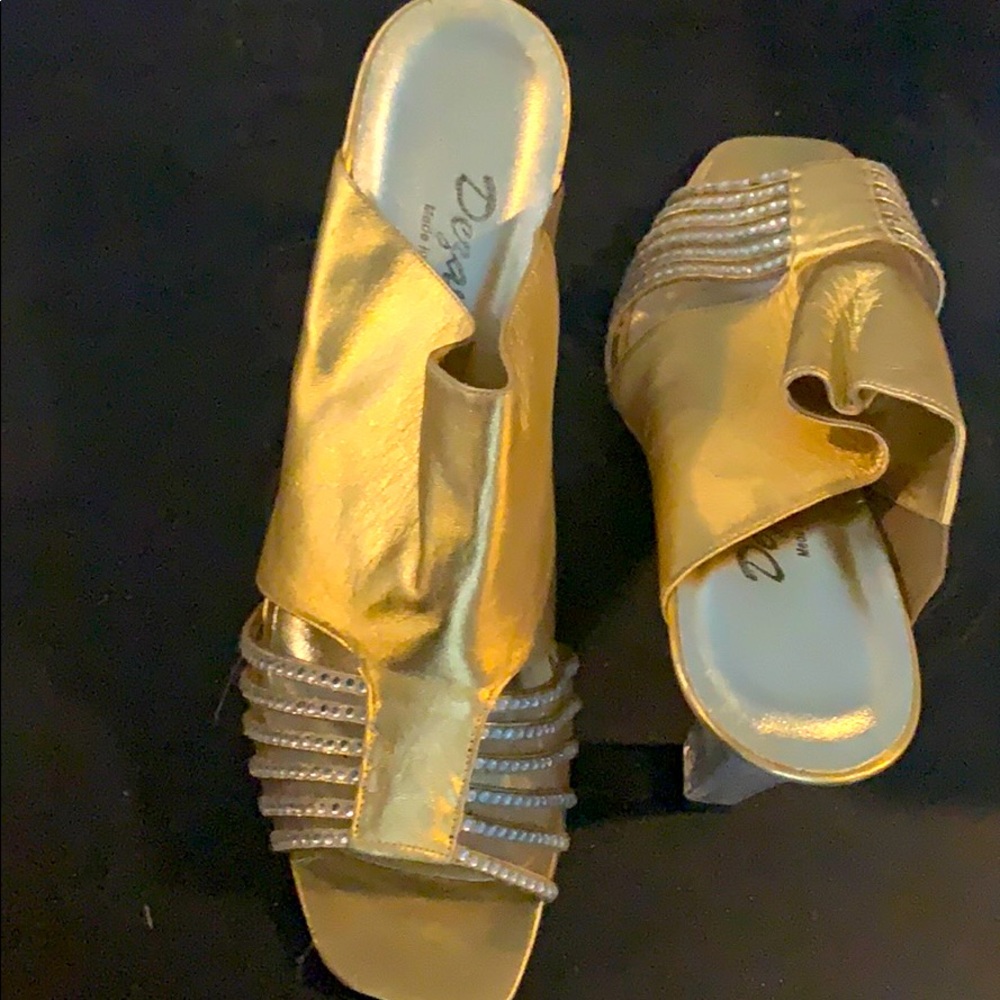 Slip on shoes